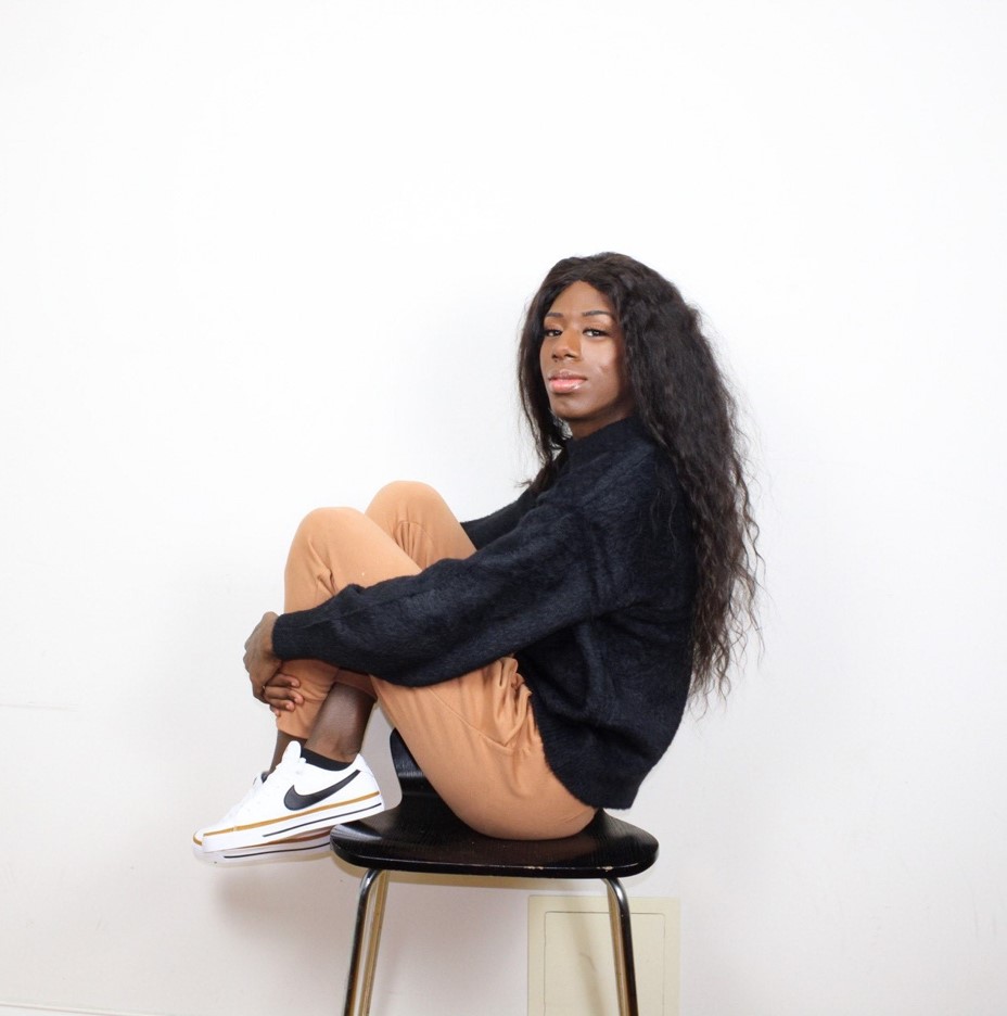 LALA THOMAS, STORE 1149 – CHICAGO, IL, WEARING CALIA